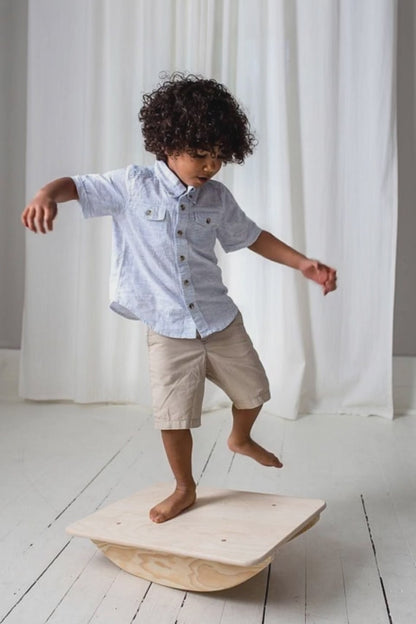 BalanceFlow - Wooden Balancing Board