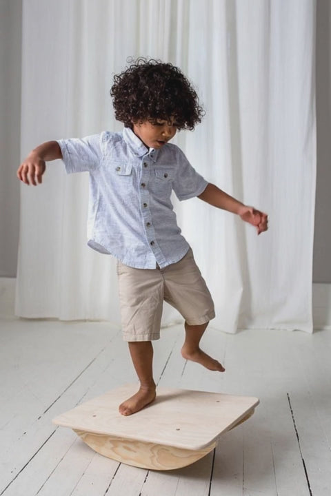 BalanceFlow - Wooden Balancing Board